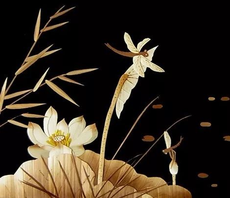 90后美女白领“逃离”大城市回乡创业，用秸秆作画年收入过百万