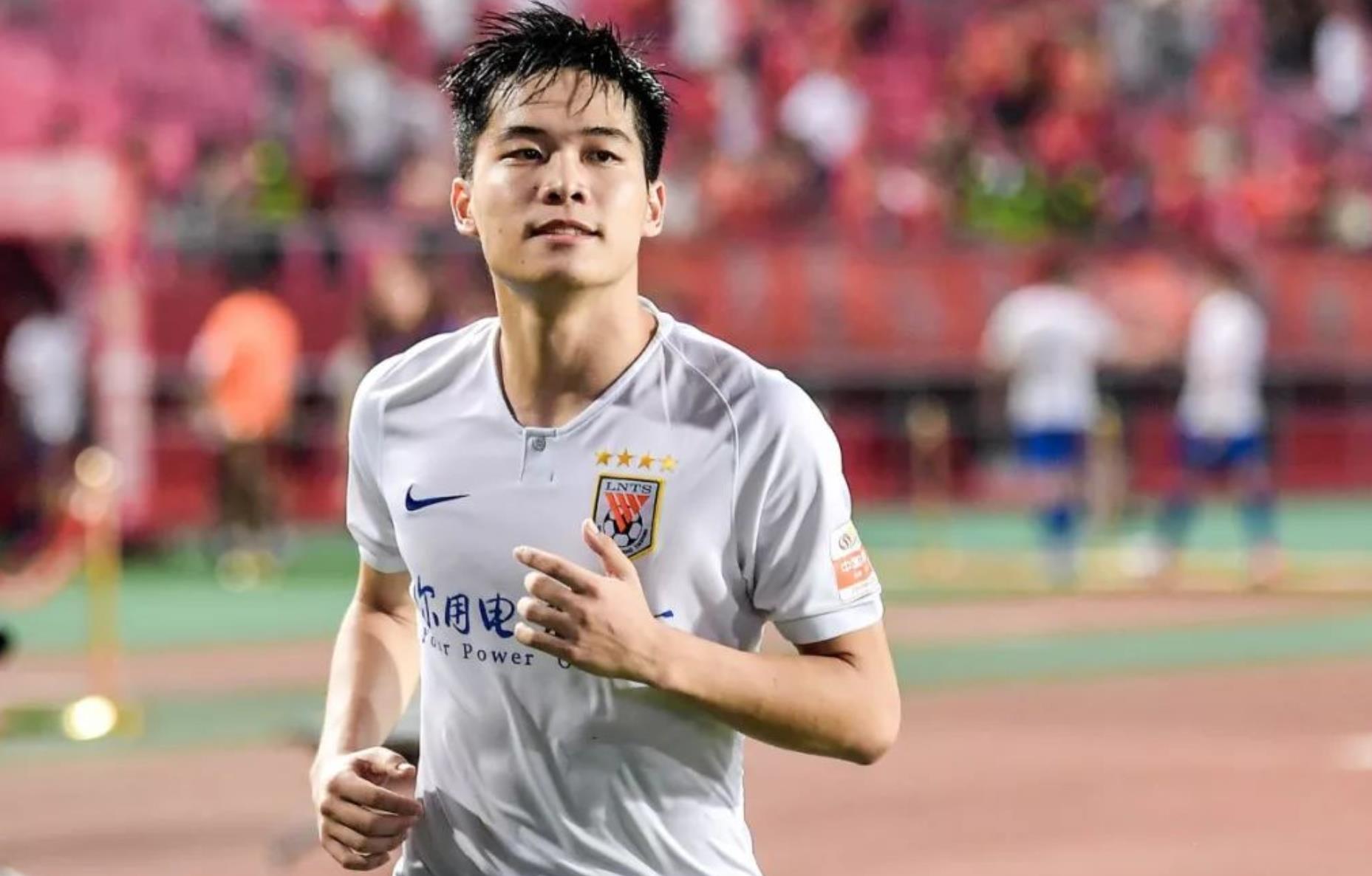 李磊留洋踢得最好的1场,很关注李磊的留洋表现