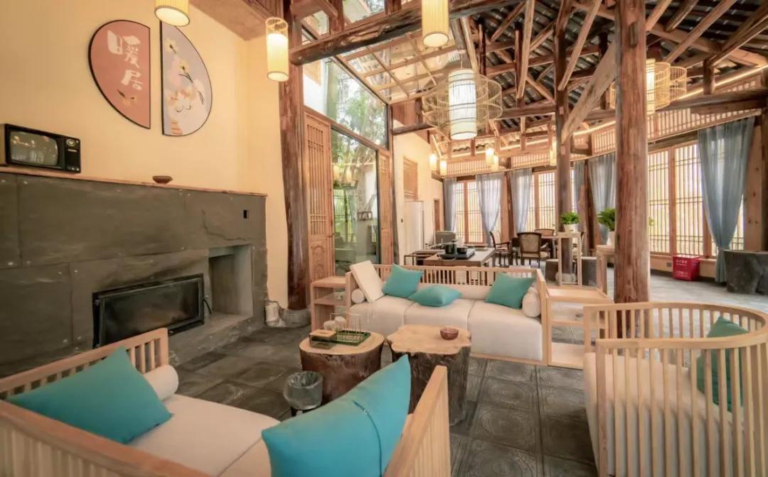 如何诗意的度过初冬？我在雅安这些私藏美宿里找到了答案