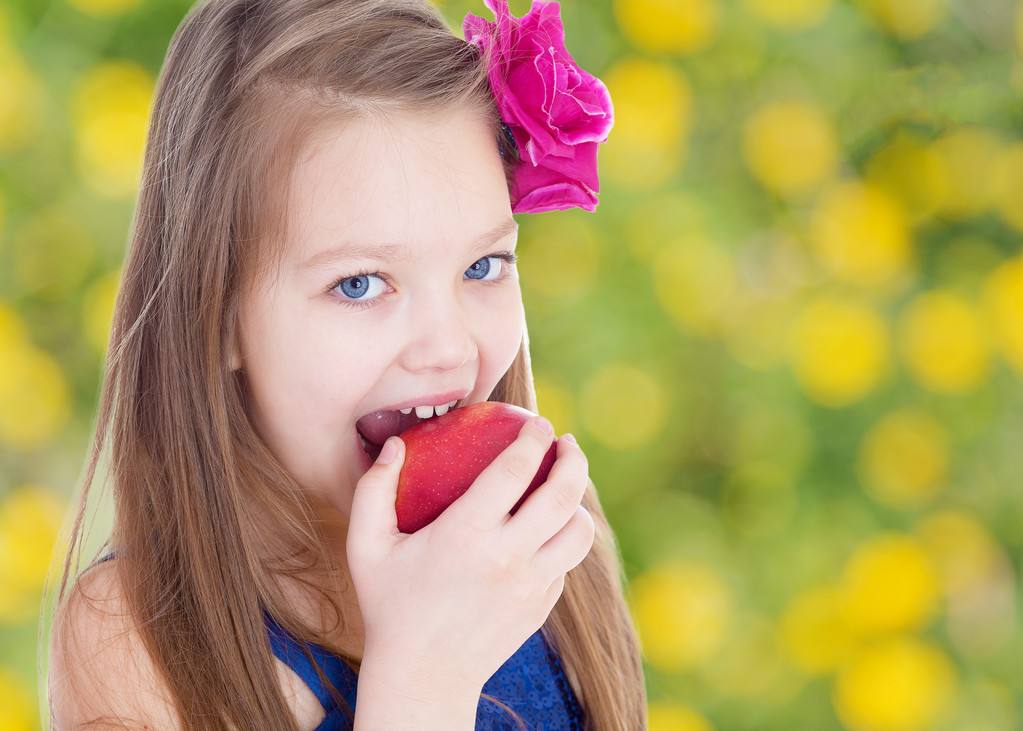 儿童牙缝大导致塞牙缝处理方法,孩子牙缝宽怎么去弄