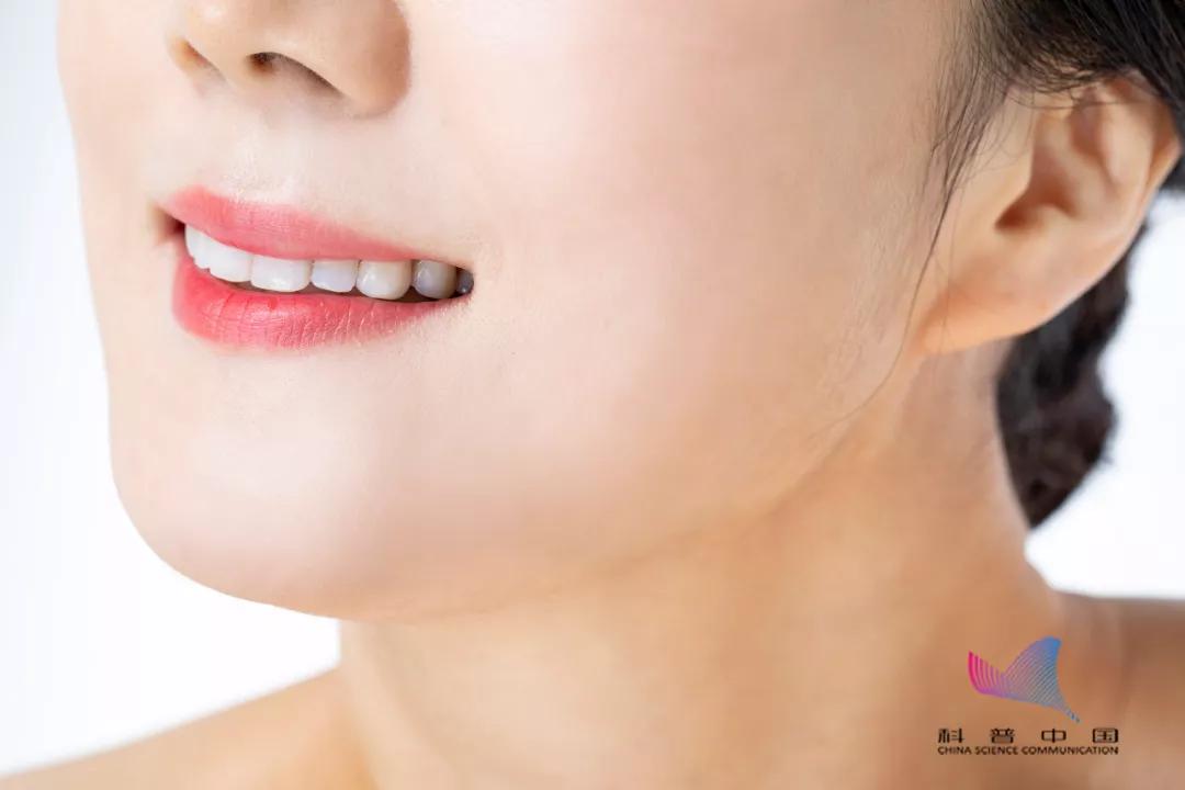 脸色发白嘴唇发紫是什么症状,唇线发黑嘴唇发白是什么原因