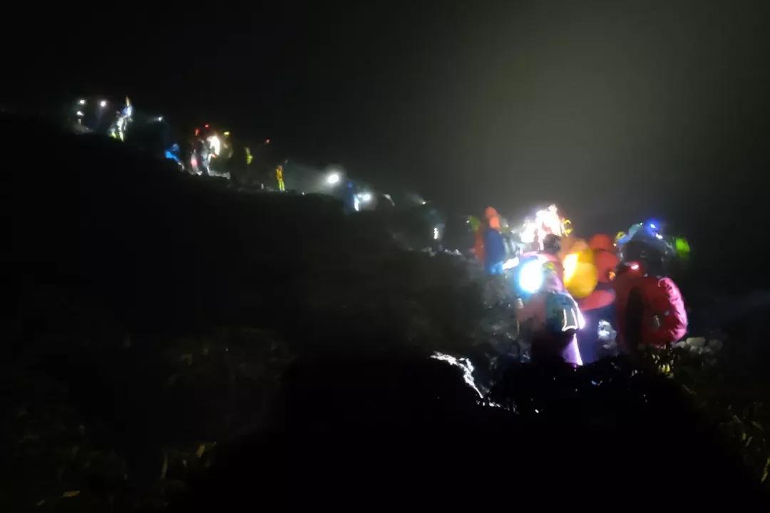 适合新手的人生第一座雪山,人生中的第一座雪山应该爬哪里
