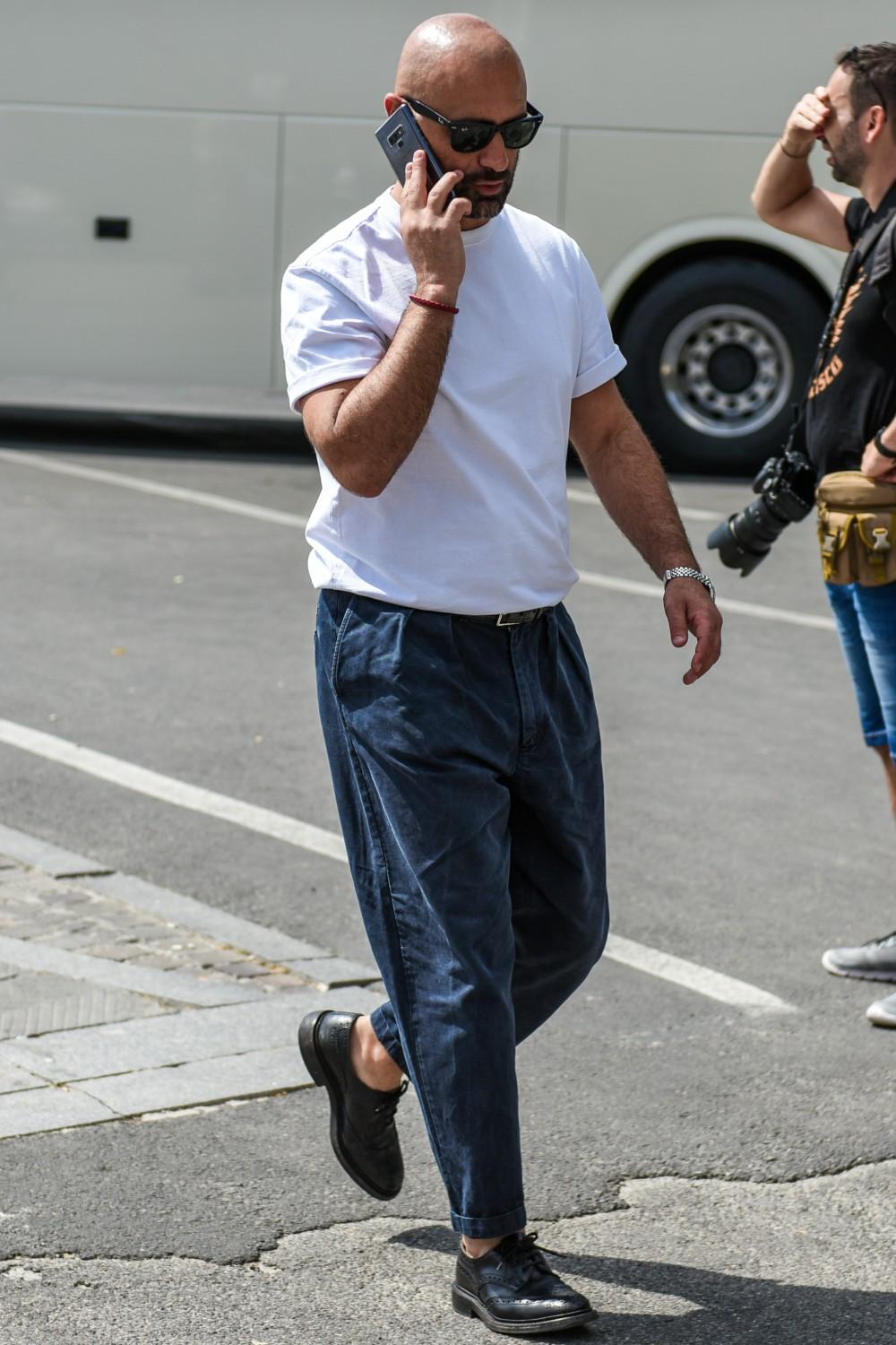 夏天胖的人怎么穿衣服才好看,胖男人穿衣十大禁忌