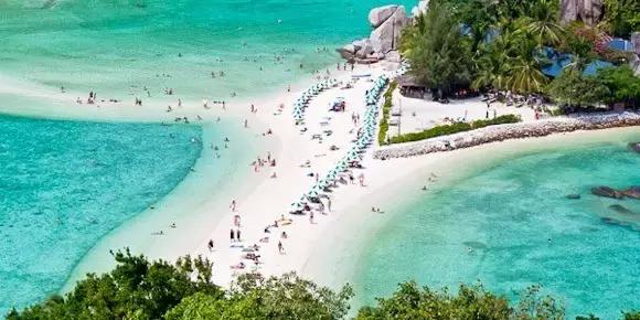 全球惊艳的10个海底世界，看到第一个就想出发！