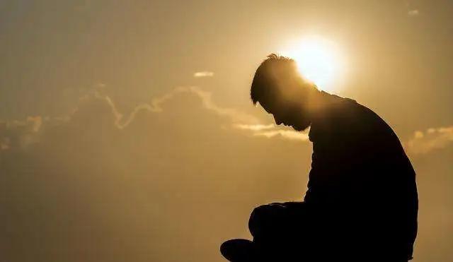 细节告诉你谁最靠谱,8个细节告诉你身边谁靠谱