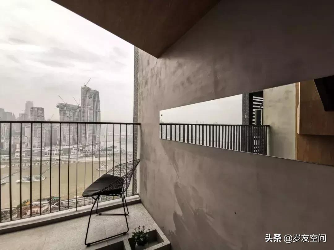 居民楼改造成私人会所,普通居民楼改造成了无敌江景民宿