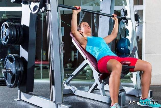 最有效把胸肌练硬训练,把胸肌练厚徒手