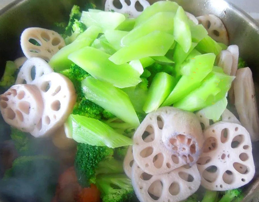 家庭自制火锅底料版本麻辣香锅,火锅底料一人一锅简单方便