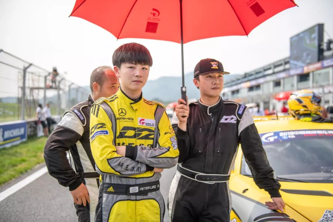 钢铁赛道雨中热战·ChinaGT上演秦皇岛首轮超跑对决