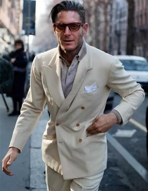 ItaliaIndependent：意大利“国民老公”喊你换眼镜啦