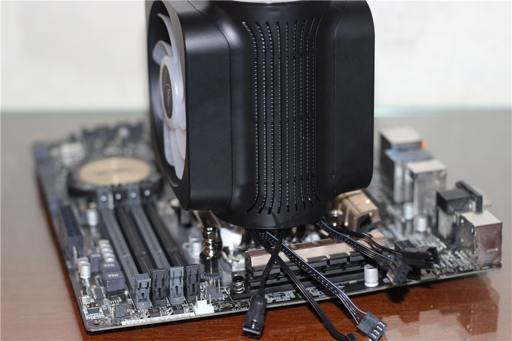 超频三东海gi-d66a,超频三gi-d66argb风冷散热器