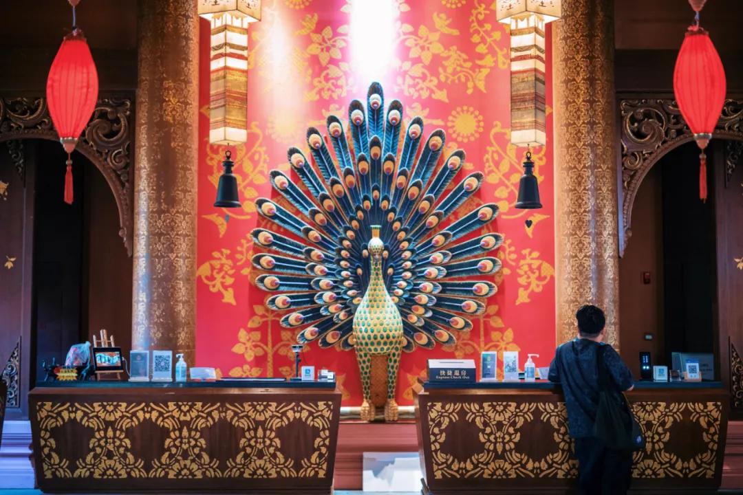 西双版纳蓝孔雀江景主题酒店,西双版纳告庄双景酒店攻略