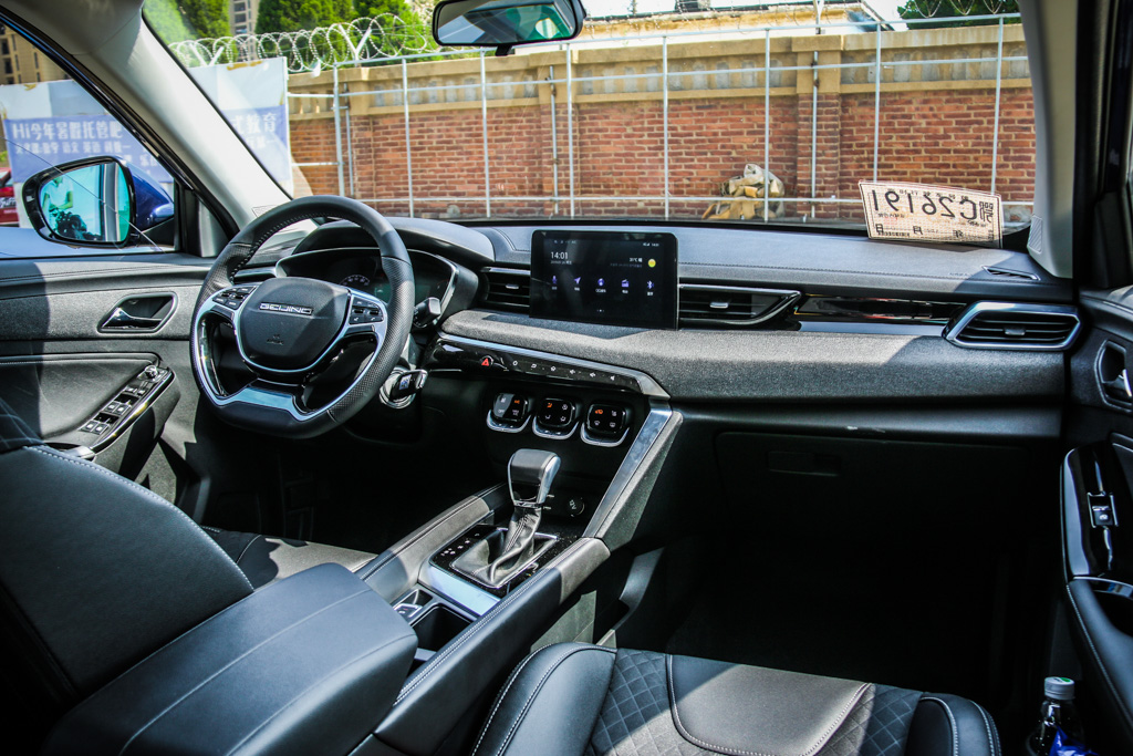 实力or颜值试北京汽车智达x3,21款智达x3自动挡荣耀版试驾