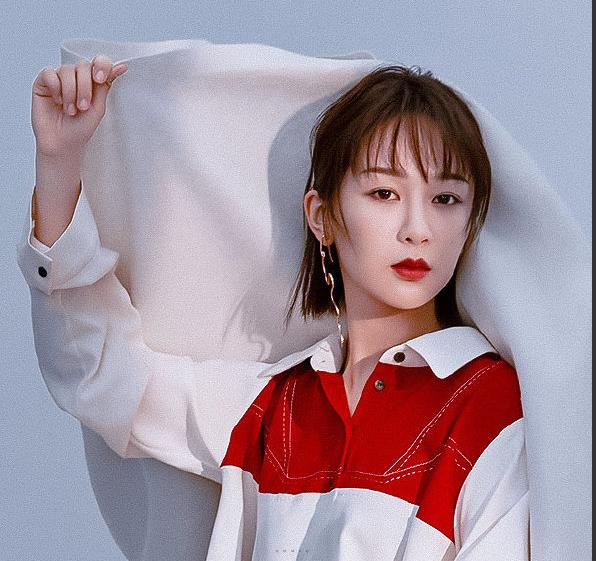 杨紫“手滑”点赞肖战，四年累计手滑29次，是故意还是无心之过？