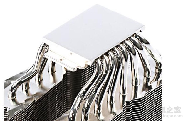 如何选购CPU散热器？小白装机通俗易懂的水冷/风冷CPU散热器知识