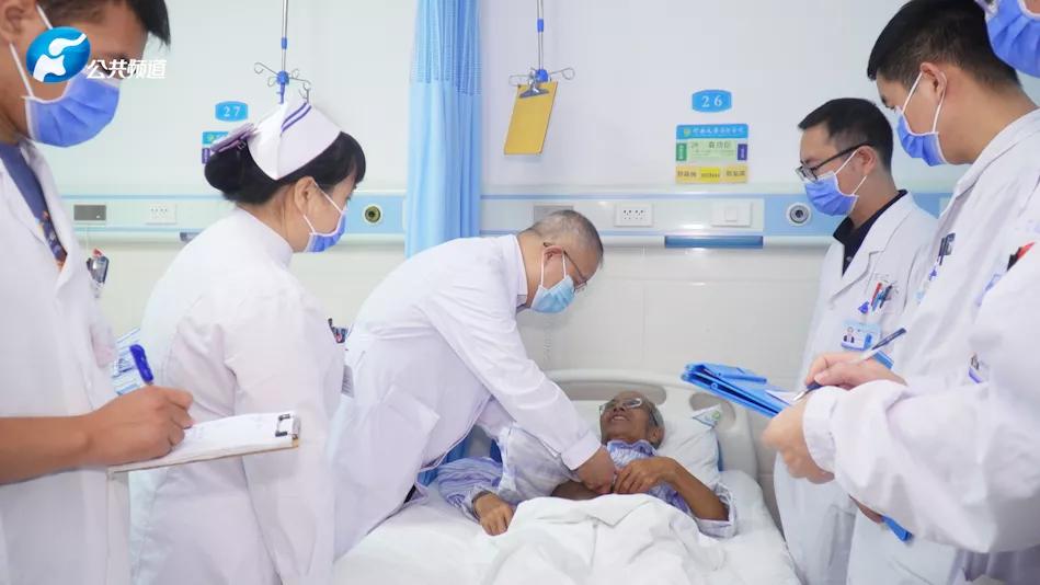 岁月静好无悔为医|河南优秀医师朱朝阳河南大学淮河医院外科部主任、泌尿外科主任朱朝阳