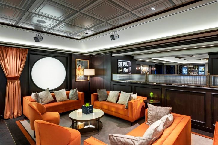 msc华彩号登船视频,msc华彩号的船身