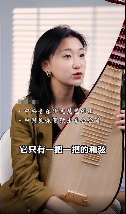 吉他不如钢琴吗,吉他和琵琶的区别在哪儿