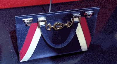 母亲节买束鲜花送妈妈,母亲节送妈妈一个皮包