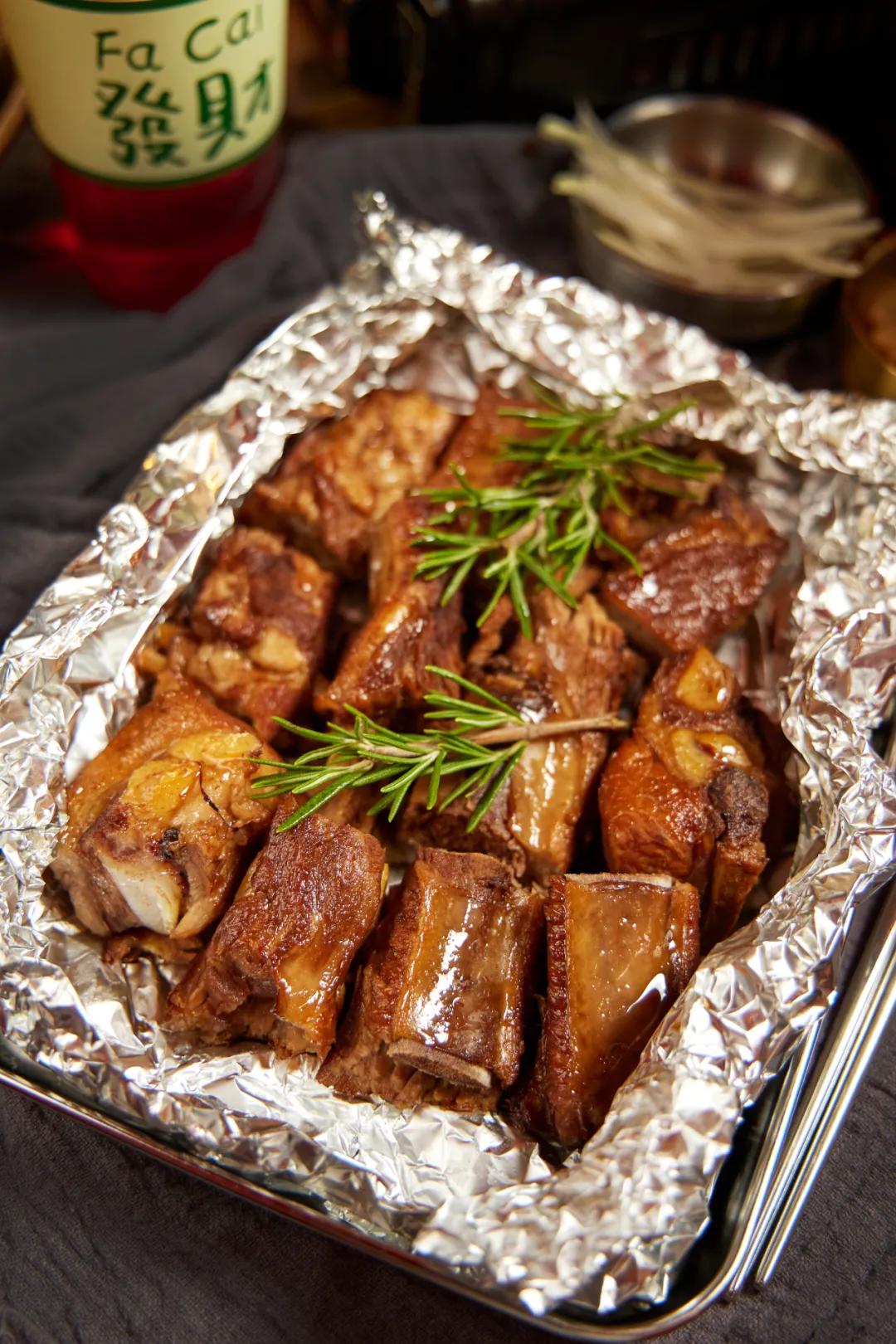 这家开在28层的「空中餐厅」，被大家称之为周口的小韩国