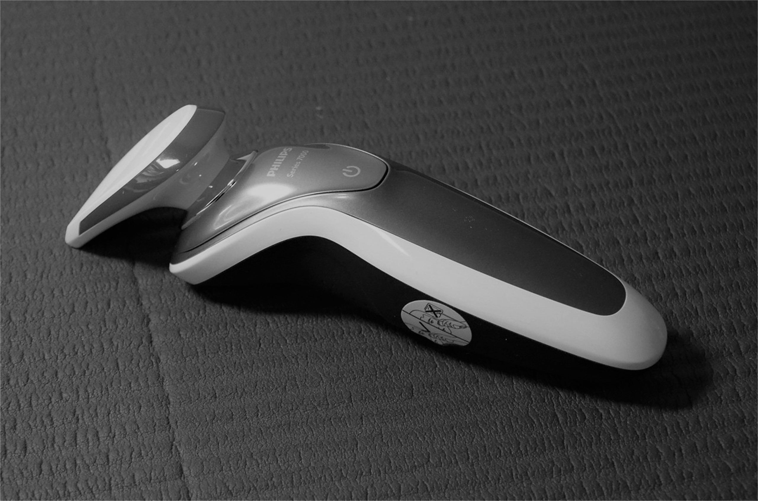 飞利浦s7000剃须刀怎样全身水洗,飞利浦剃须刀s7000使用说明