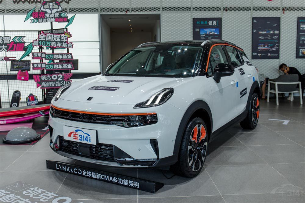 领克02hatchback和思域hatchback,两厢思域二手还是买新车好