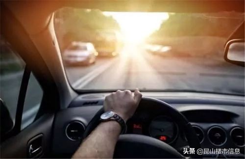 5点起床一早到上海,五点钟出门回家