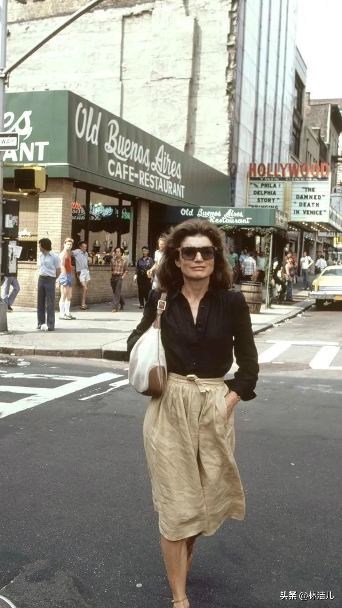 欧阳娜娜倪妮lisa,谁不喜欢香奈儿包包