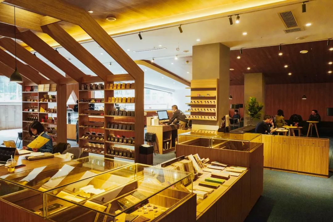 放弃百万年薪隐居深山,放弃30万年薪隐居深山