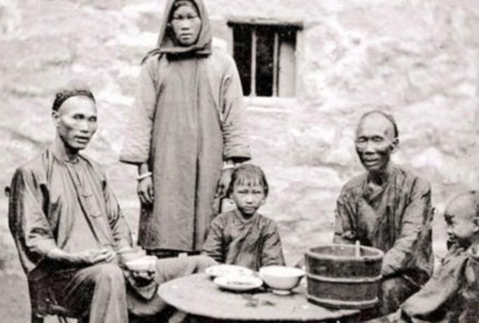 长寿之王龚来发,长寿之王龚来发终身未娶