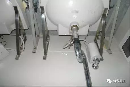 卫生间给排水管道支架安装规范,给排水管道安装质量通病