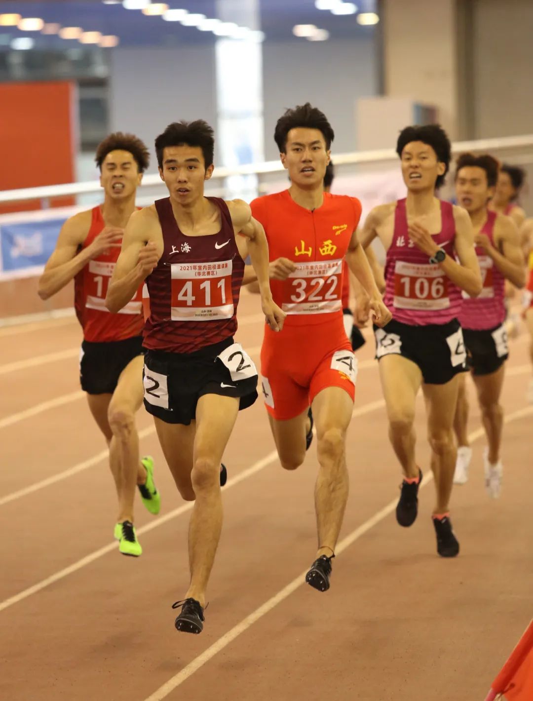 小学生1500米跑成绩标准,怎样提高1500米速度和耐力