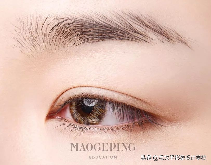 春天元气妆图片大全,形容春天元气满满的妆容