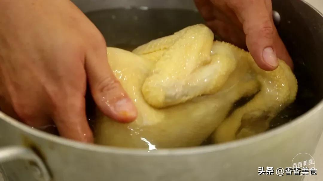 不炒不炸蒸着吃的做法,脆皮鸡怎么做才不腻