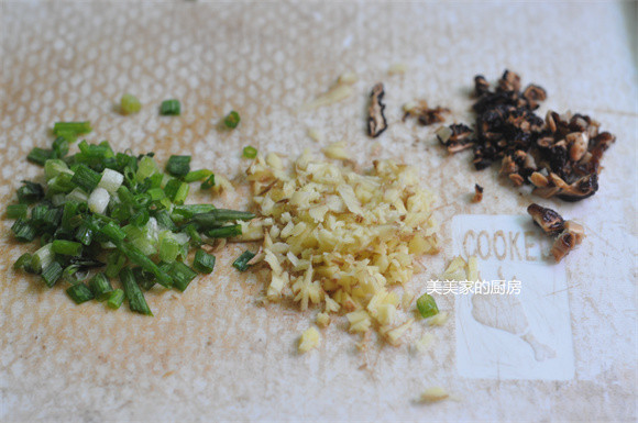 孩子没胃口做蛋包饭,天气热没胃口给孩子做美食