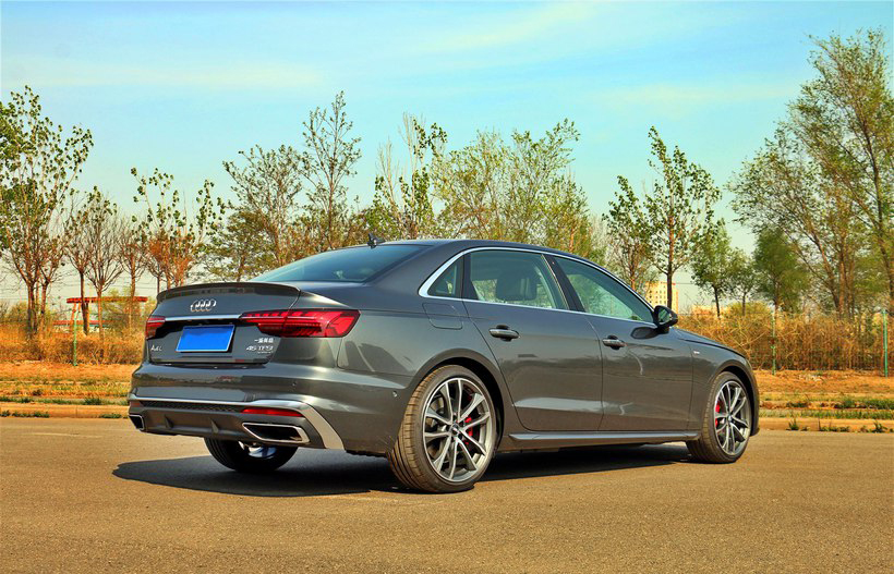 买奥迪a4l时尚动感型攻略,入手奥迪a4l的十大理由