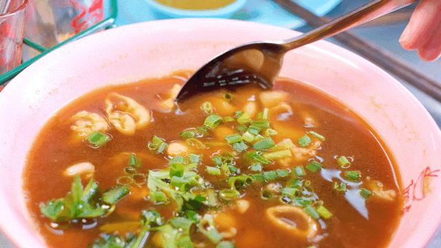 乌山路街上视频,泰国街道最火的小店