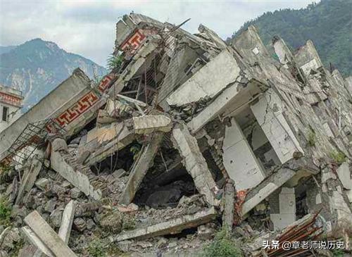15年冒死连救7人的汶川小英雄,08年汶川地震8岁小英雄现状