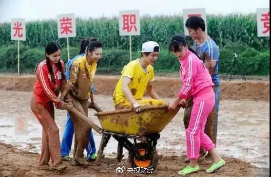 吴京的穿搭,吴京穿搭硬汉