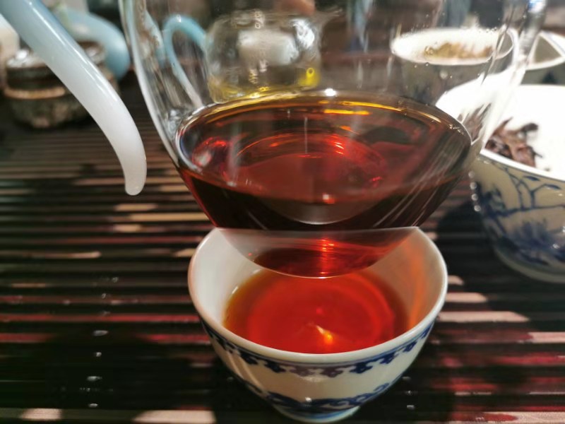 普洱茶茶砖好还是茶饼好,熟普小金沱还是散茶好