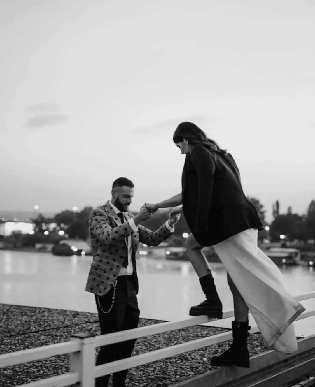 婚纱搭出时髦感｜不到百元的6件单品，手把手教给你