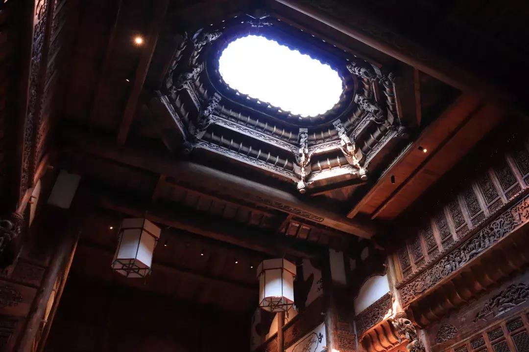 走胃更走心，一份热气腾腾的欢聚邀请已发出，请查收！