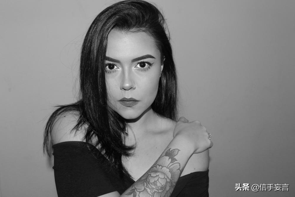 流金之声—靓妞翻唱林肯公园、科恩二连发