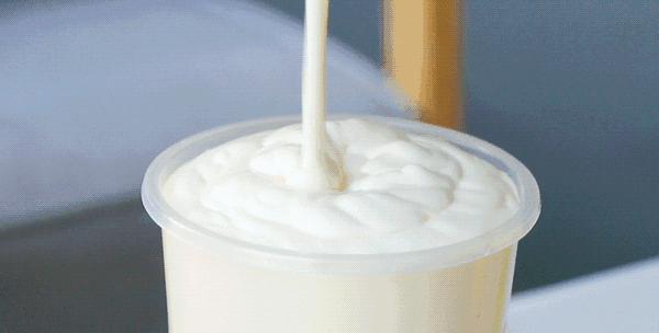 怎么制作奶茶里的奶盖,奶茶上的奶盖怎么做