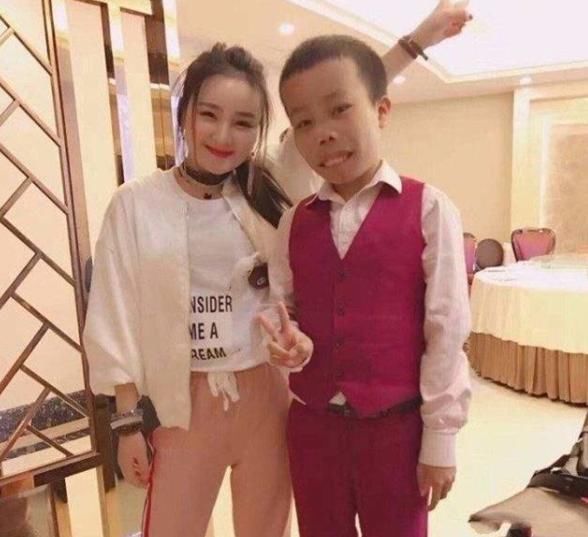 曾经的网红陈山现在的处境,网红陈山的真实结局