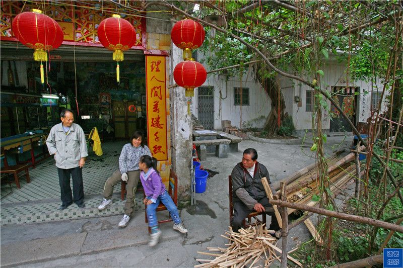 理发店老式理发椅子,理发店俄罗斯