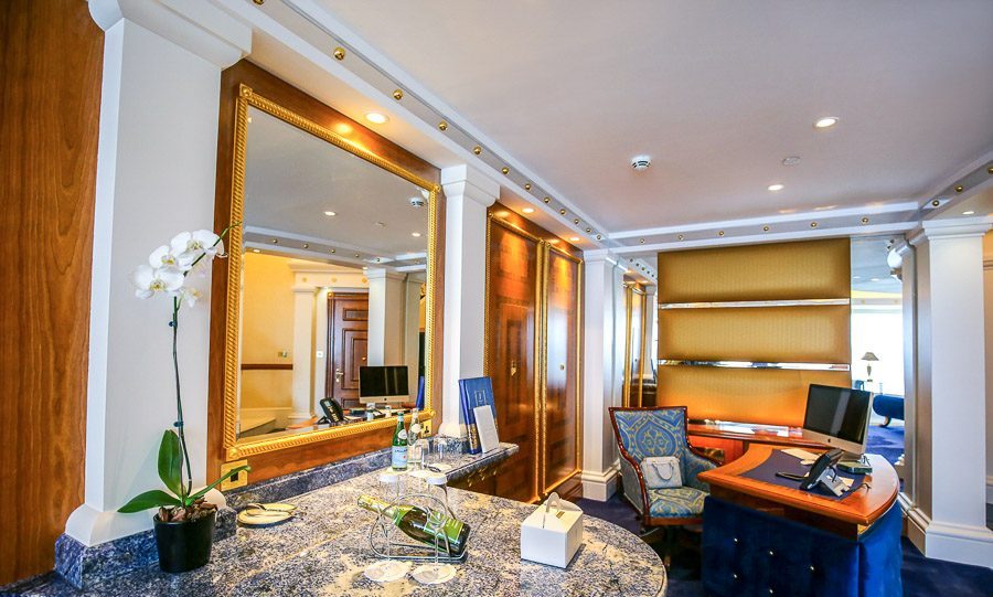 迪拜帆船酒店房间高清,迪拜帆船酒店最豪华的套房