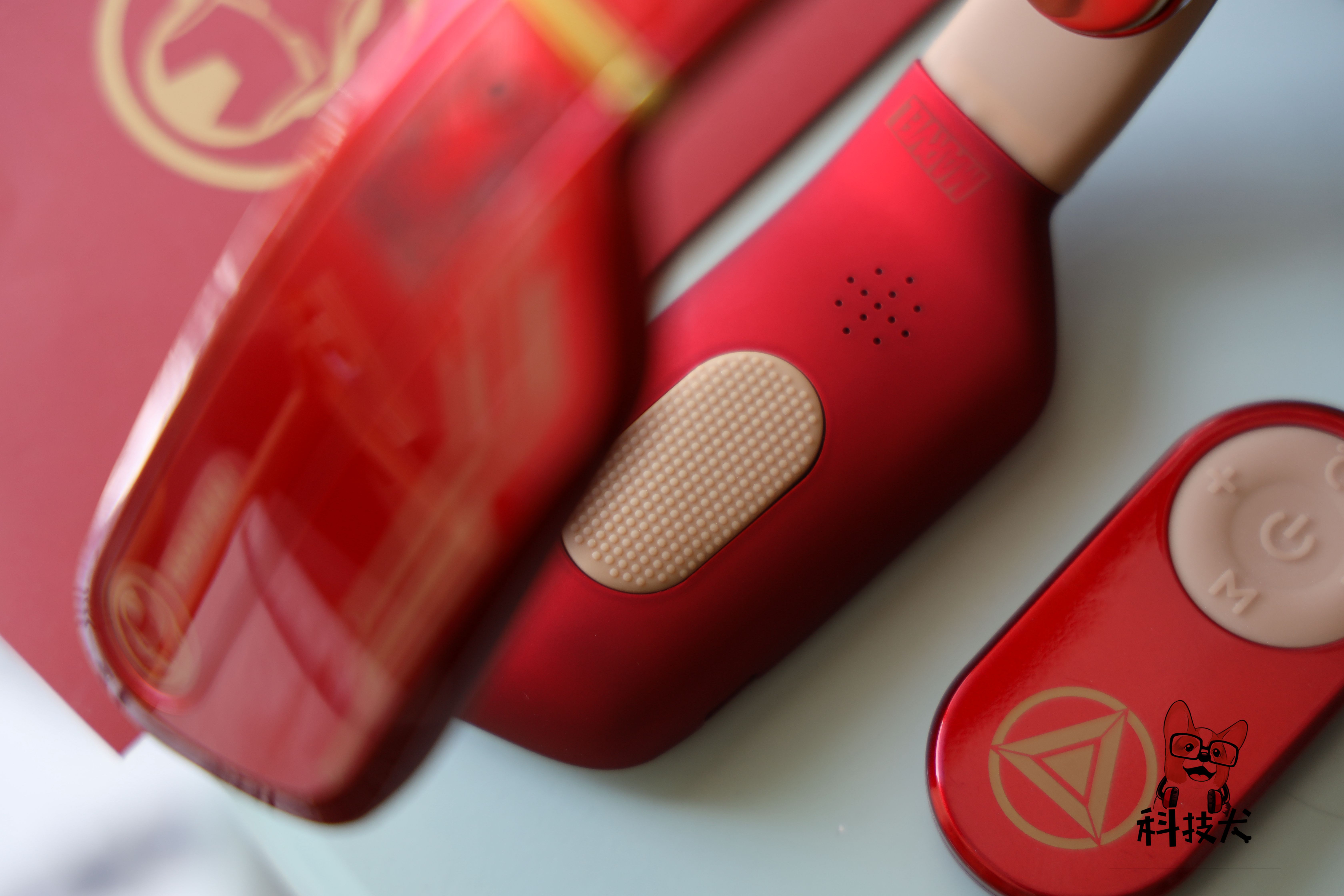 荣泰颈部按摩器k28,荣泰颈椎按摩器K35pro