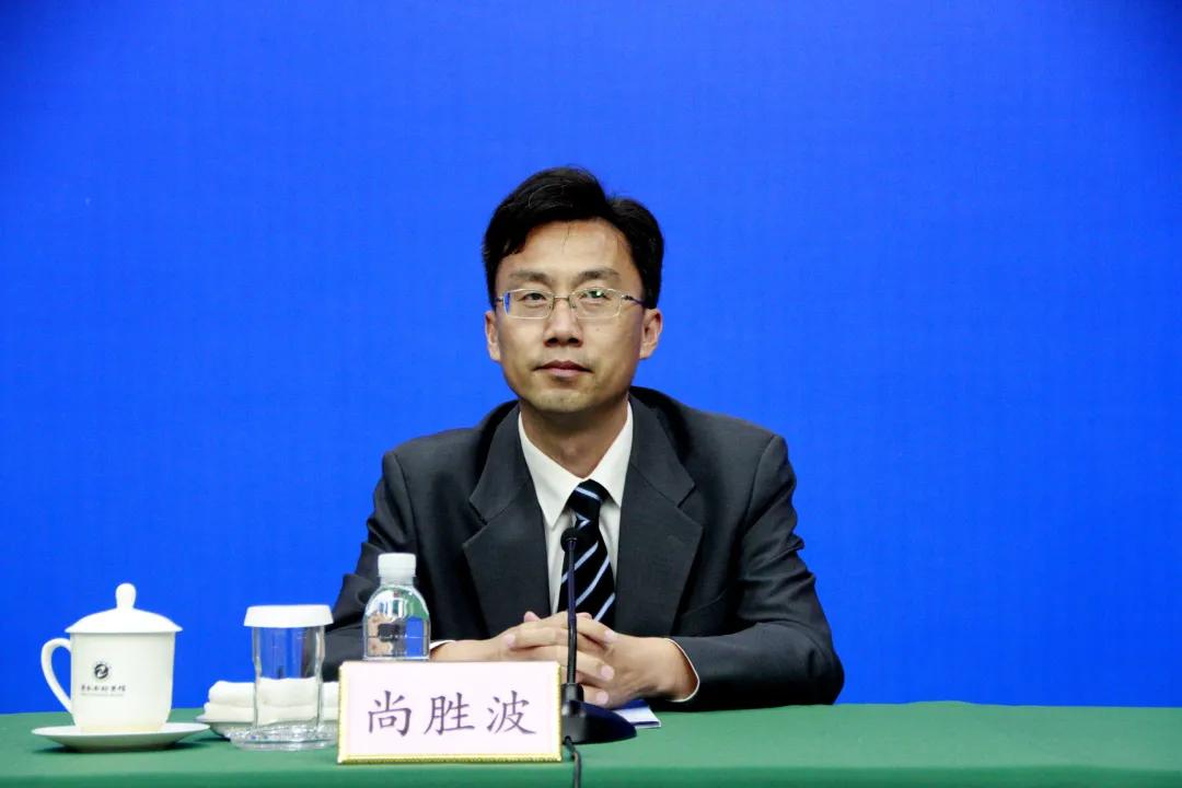 深度采访创业故事,记者采访创业故事素材