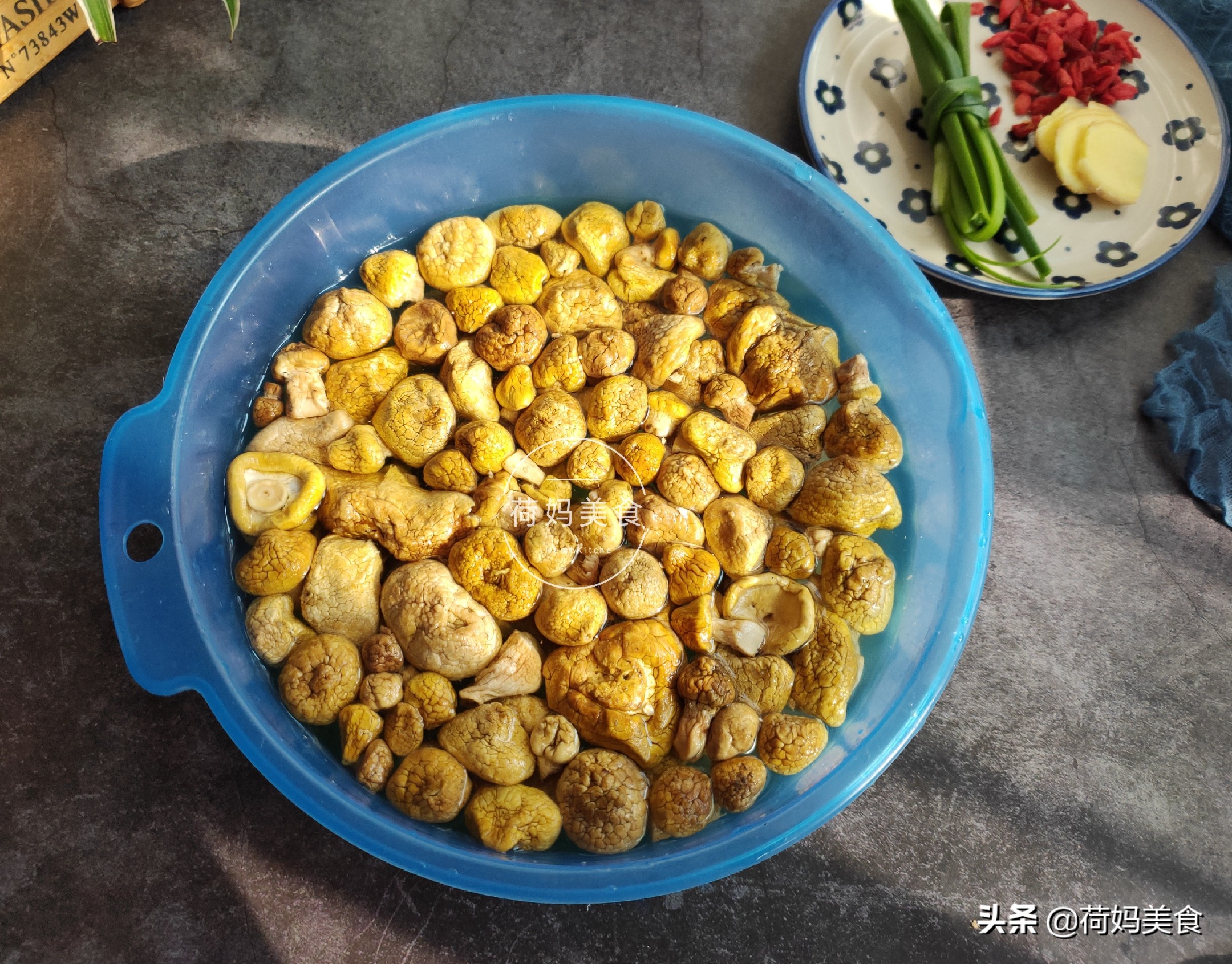 鸡汤怎么炖才有营养又好喝,如何在家做好喝的鸡汤